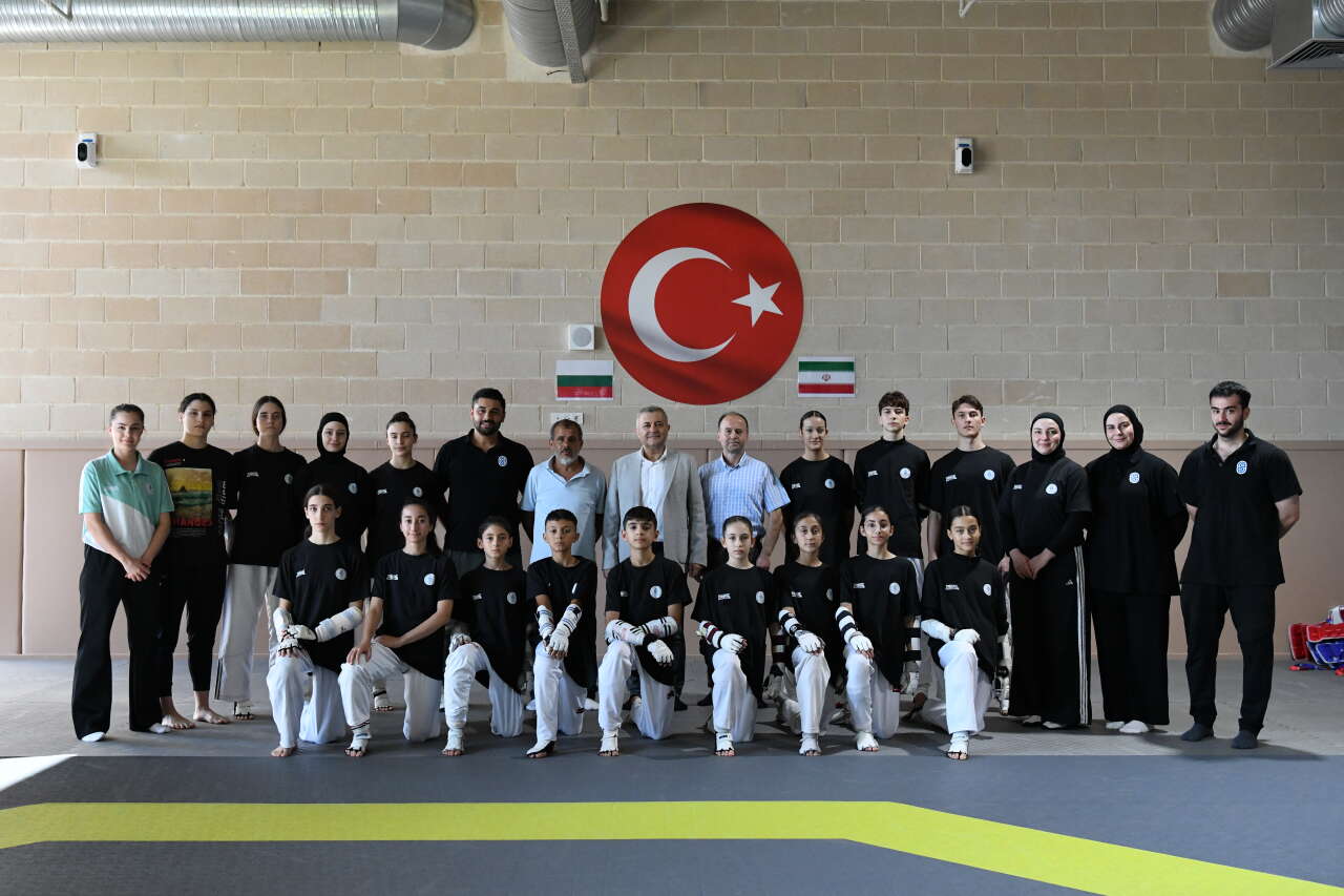 Taekwondo şöleni bitti! 3 ülkeden 70 sporcu Konya’daydı 7